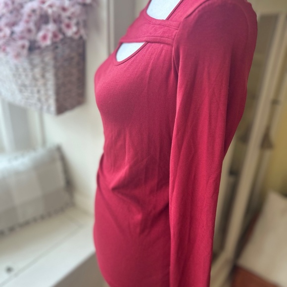 Red Top/Blouse - Picture 3 of 11